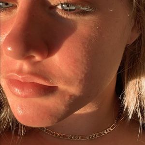 Meet your Posher, Maya